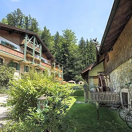 Hotel Naturidyll Hammerschmiede 4*