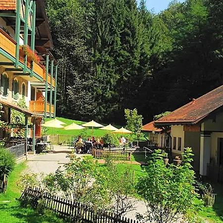 Naturidyll Hammerschmiede Hotel Anthering